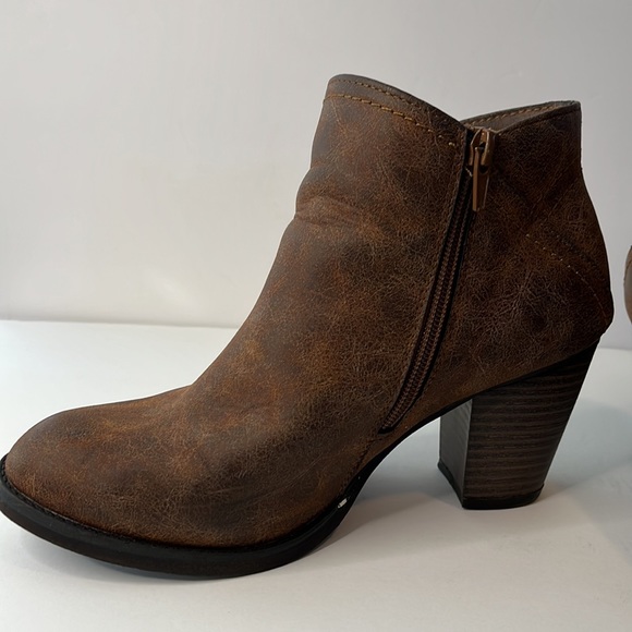 Rampage Brown Ankle Booties Size 8 - Picture 3 of 9